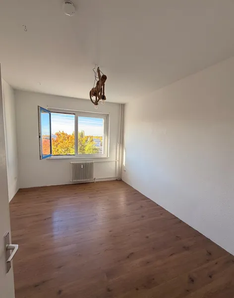Nachmieter gesucht! Vollständig renovierte 2-Zimmer-Wohnung in Zehlendorf — photo 1